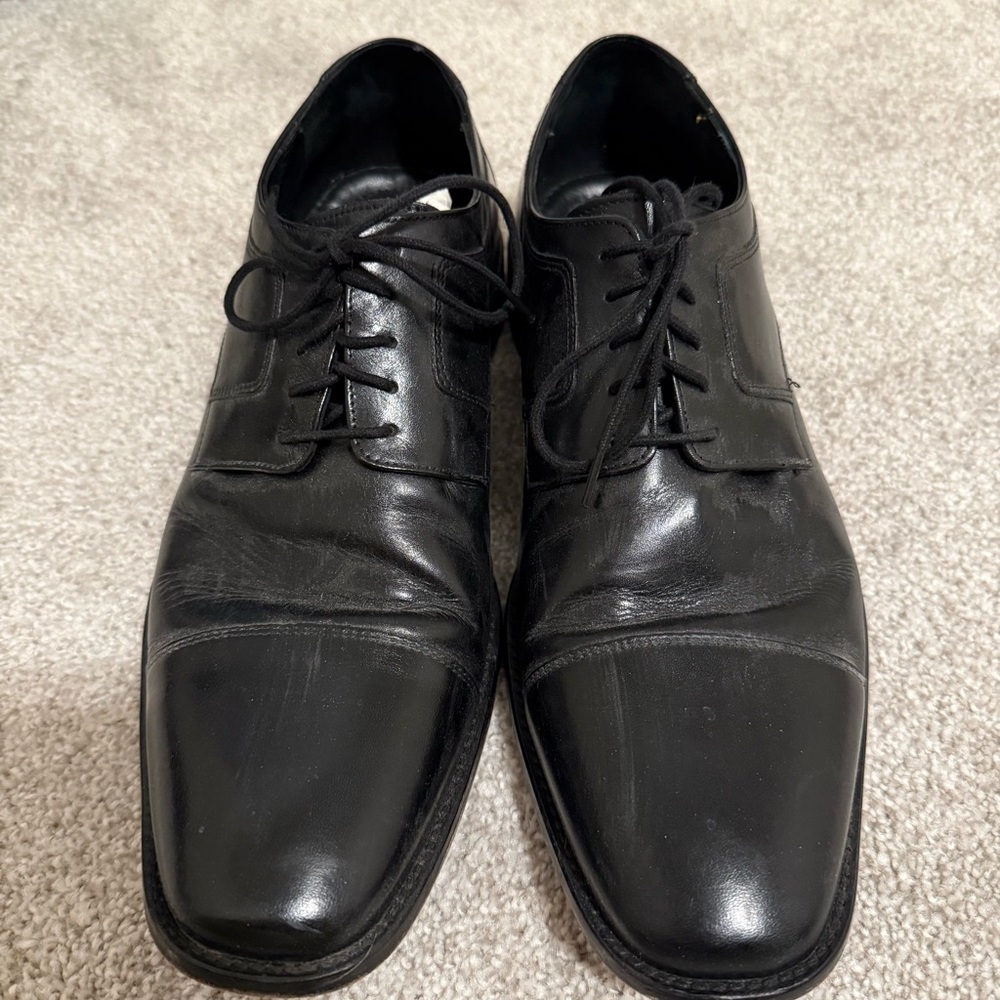 Johnston & Murphy Black Leather Oxfords